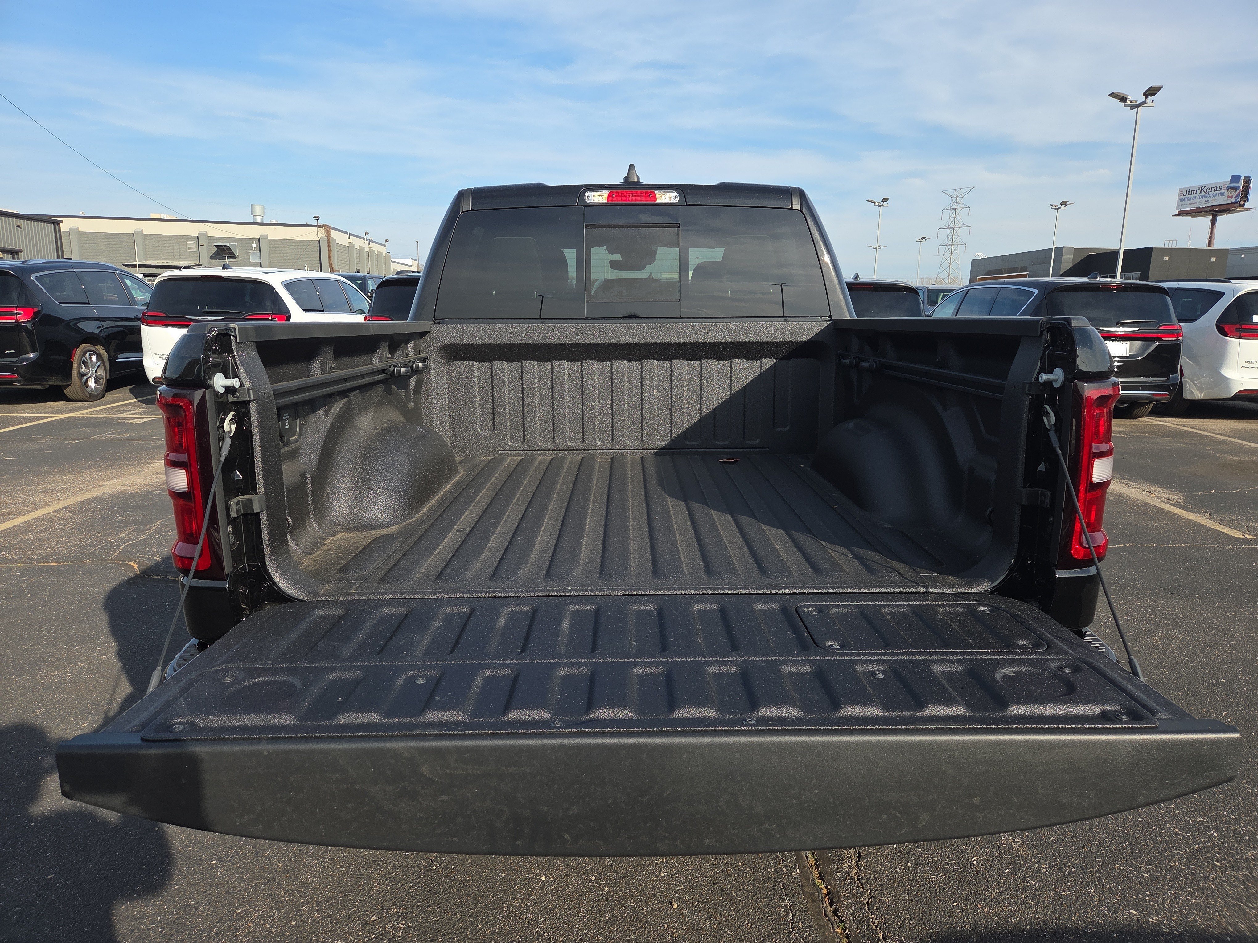 New 2026 RAM 1500 Laramie w/ Night Edition AWD/4WD image 8