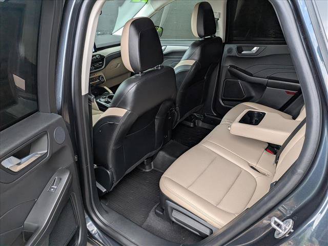 Used 2022 Ford Escape SEL w/ Technology Package AWD/4WD image 20