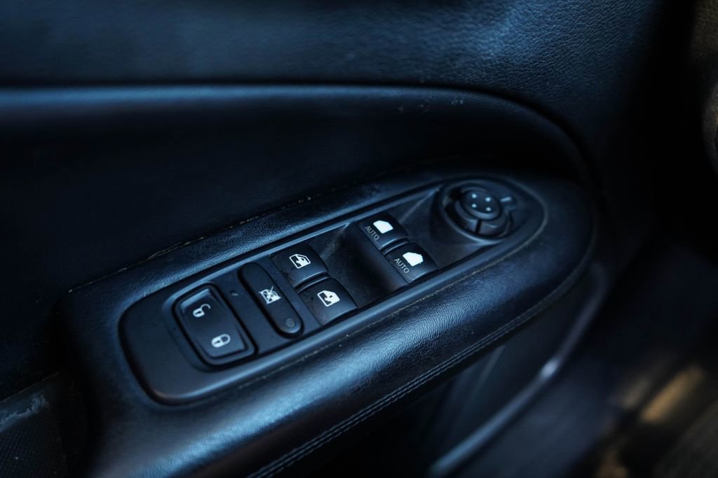 Used 2019 Jeep Compass Latitude FWD image 29
