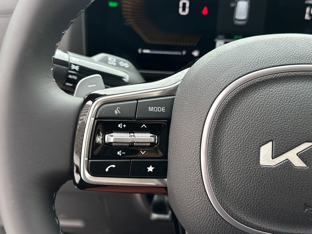 New 2026 Kia Carnival EX image 23