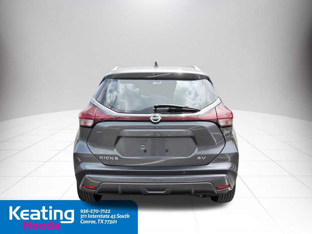 Used 2021 Nissan Kicks SV FWD image 7