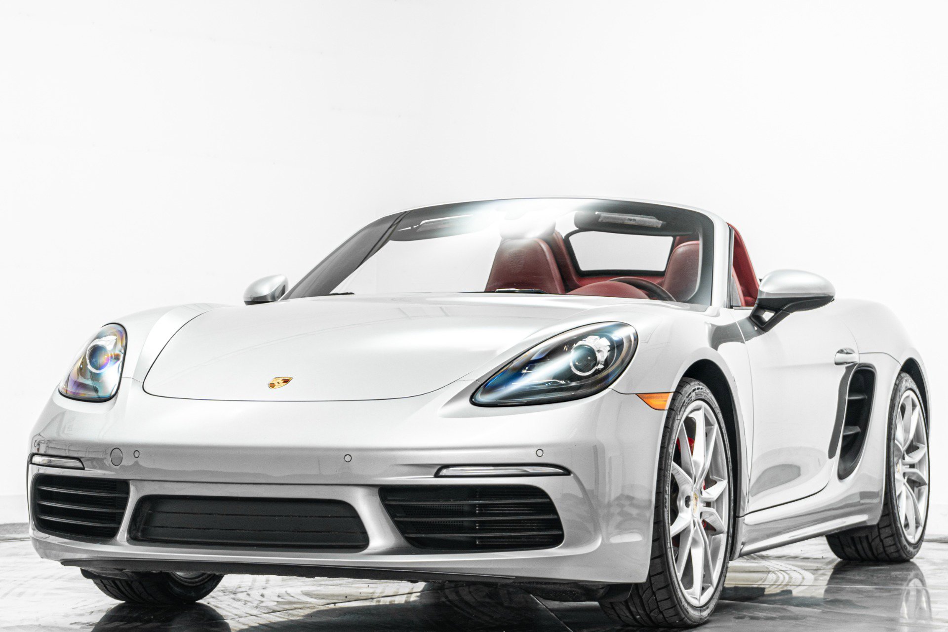 Used 2018 Porsche 718 Boxster S RWD image 5