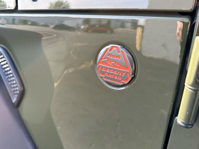 Used 2023 Jeep Gladiator Mojave w/ Cold Weather Group image 29