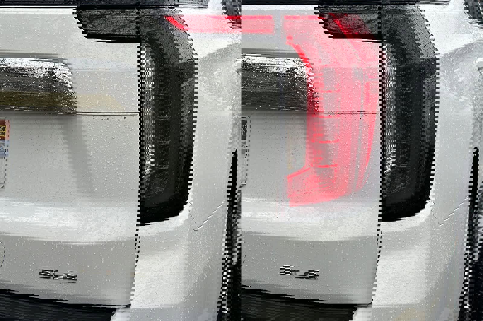 Used 2024 GMC Yukon SLE w/ Max Trailering Package image 8