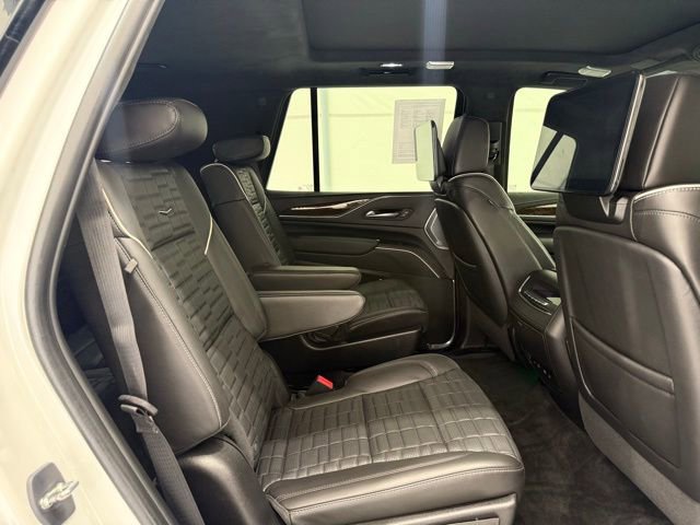 Used 2023 Cadillac Escalade Sport Platinum image 29