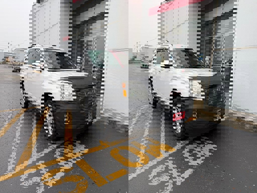 Used 2017 GMC Terrain SLT w/ Open Road Package image 3