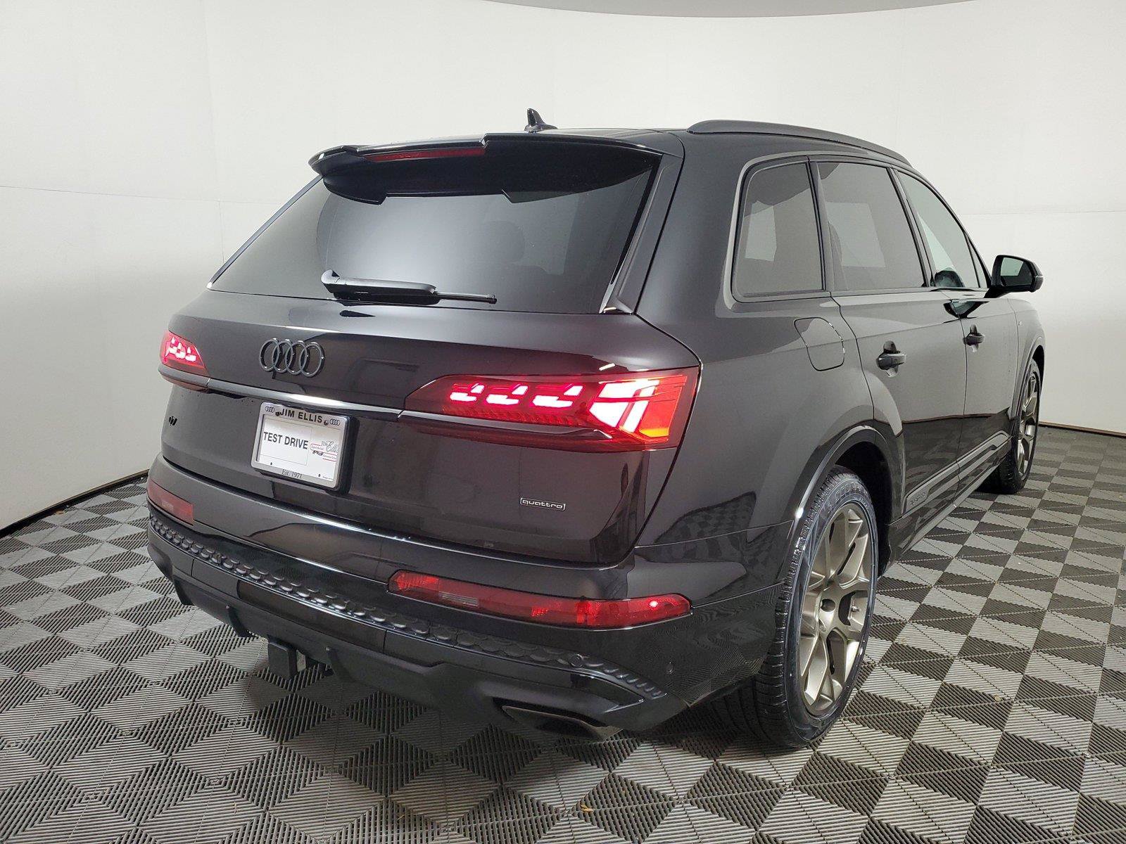 New 2026 Audi Q7 3.0T Prestige AWD/4WD image 6