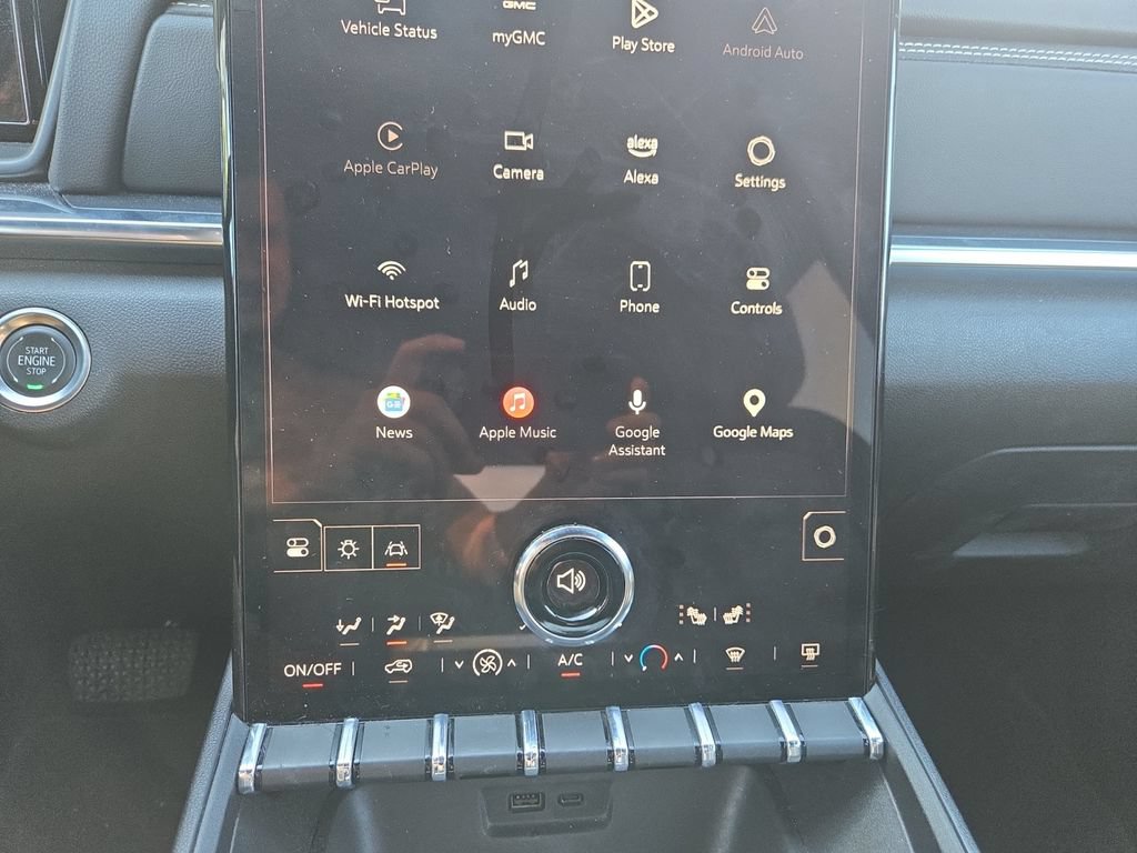 Used 2025 GMC Terrain Elevation FWD image 24