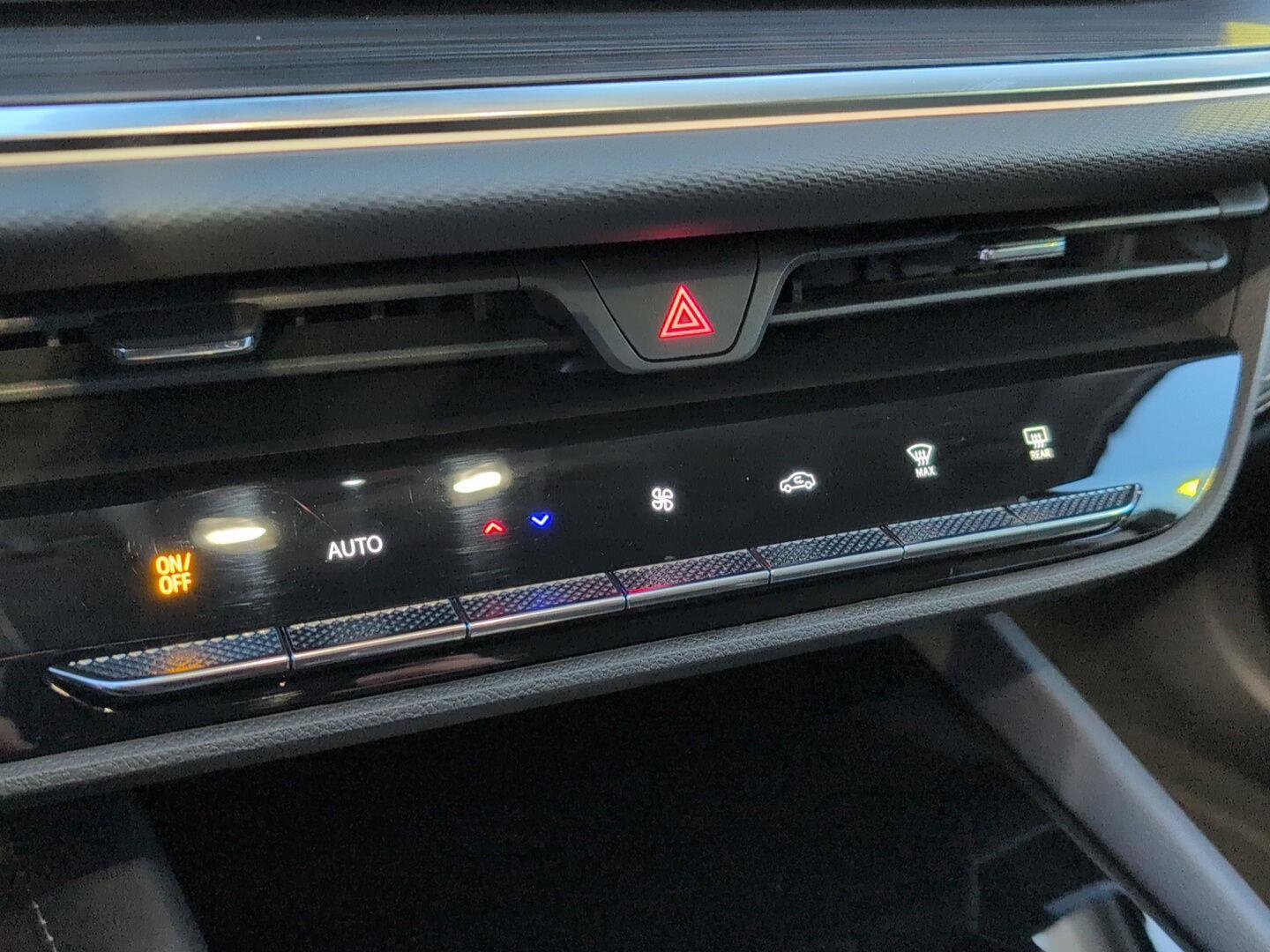 Used 2025 Buick Envision Preferred image 30