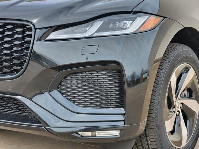 Used 2026 Jaguar F-PACE R-Dynamic S image 8