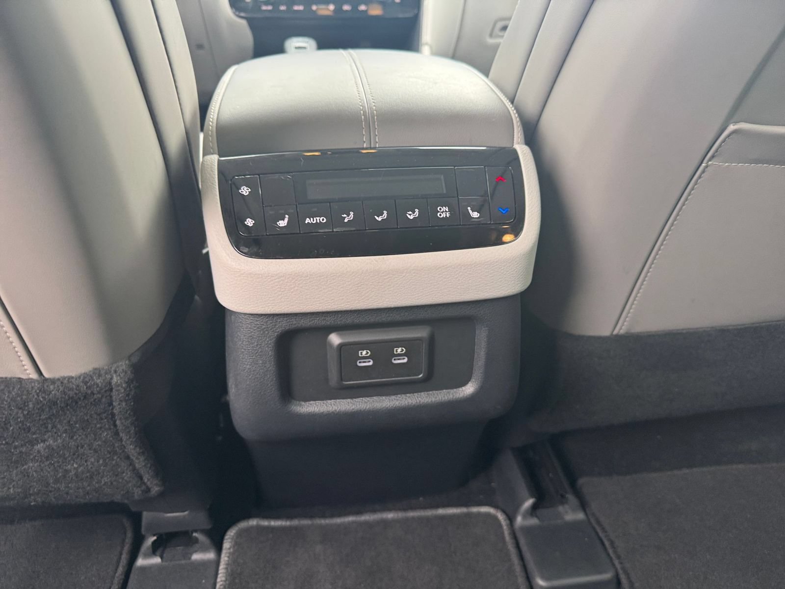Used 2026 INFINITI QX60 Luxe FWD image 25