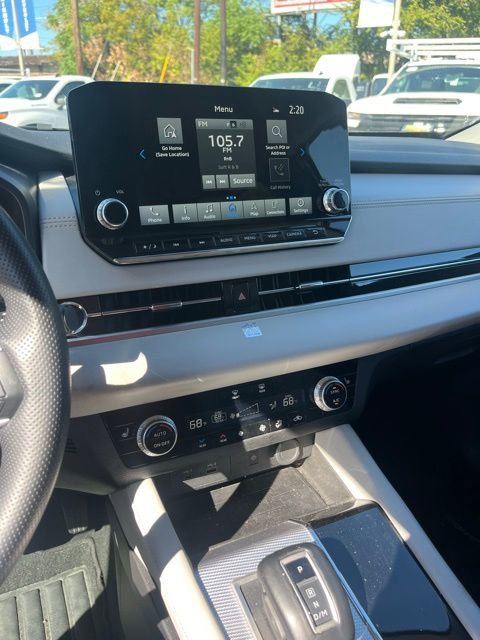 Used 2024 Mitsubishi Outlander SEL image 10