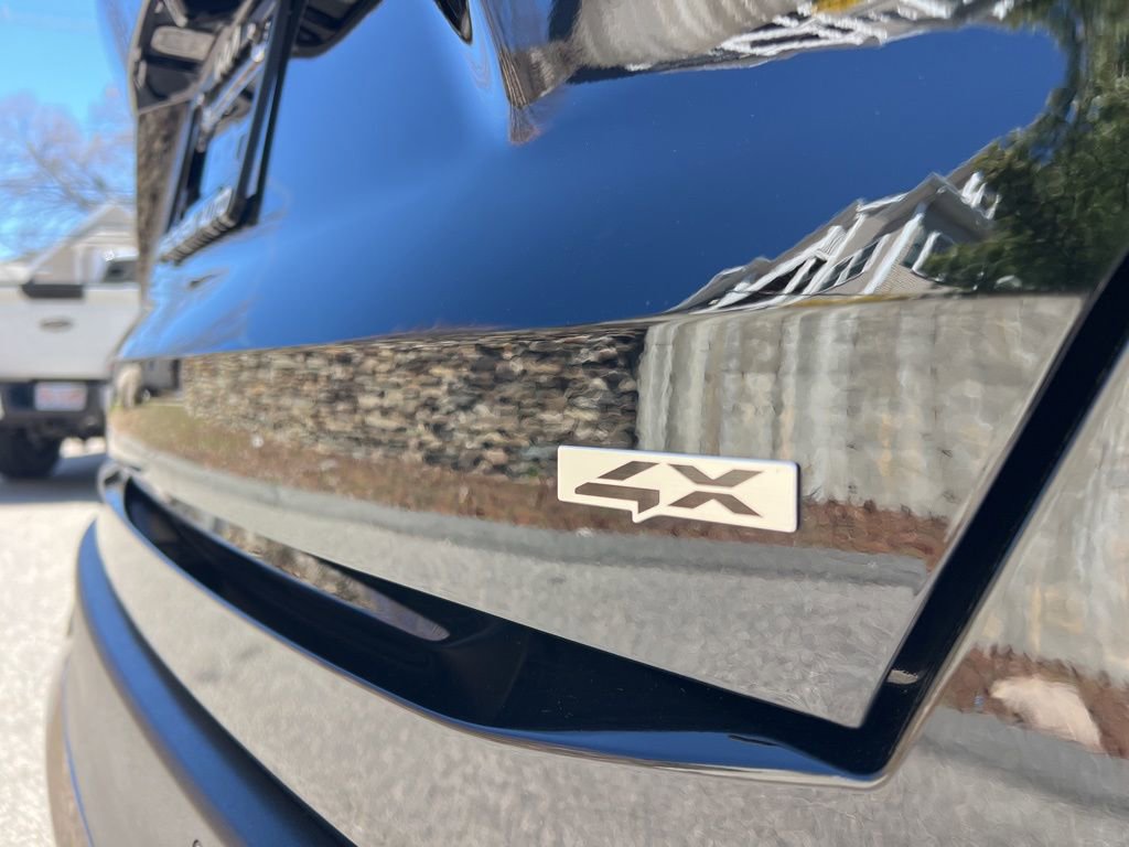 Certified 2025 Kia Sorento EX w/ Panoramic Sunroof Package image 9