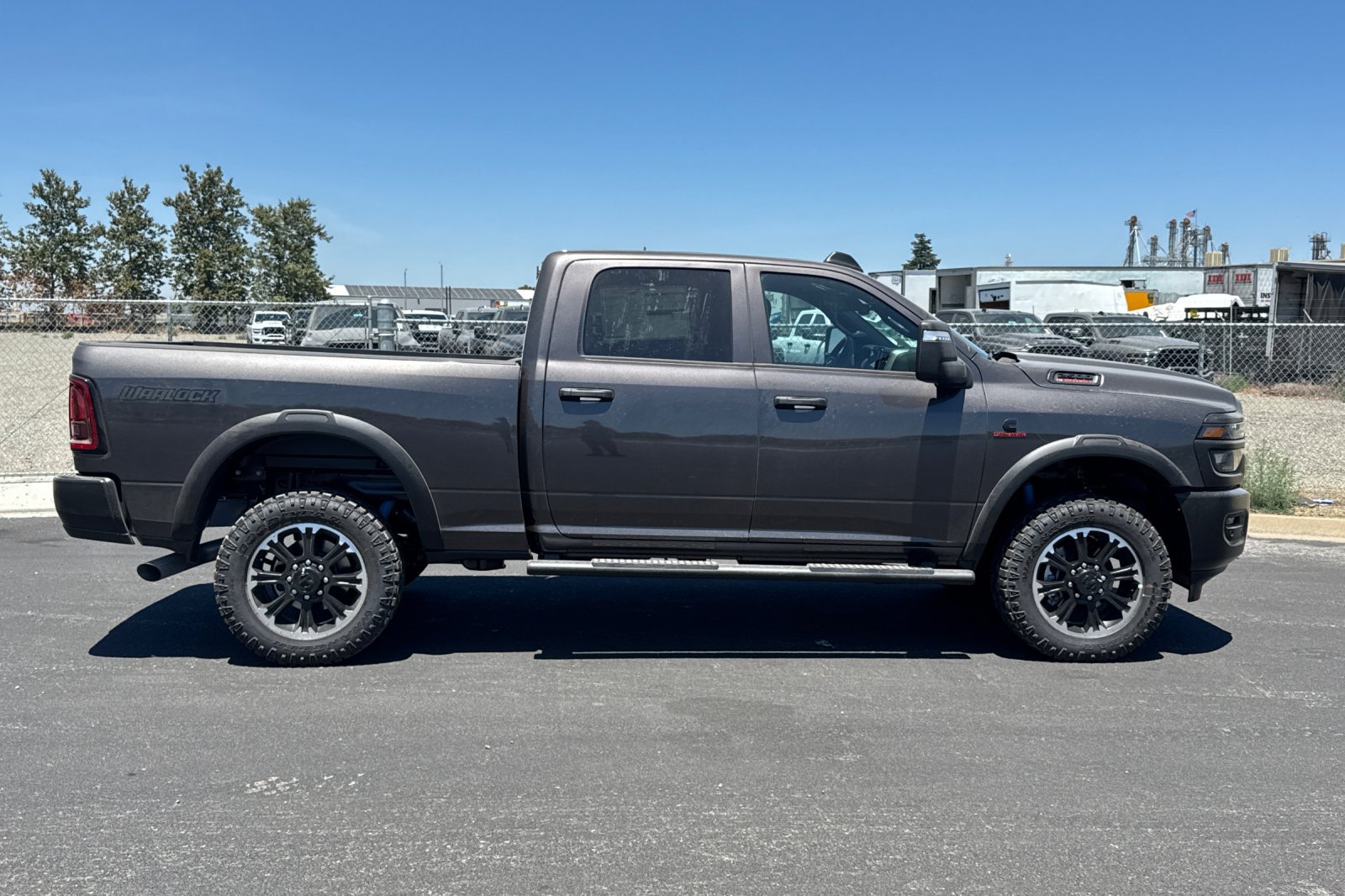 New 2026 RAM 2500 Warlock AWD/4WD image 2