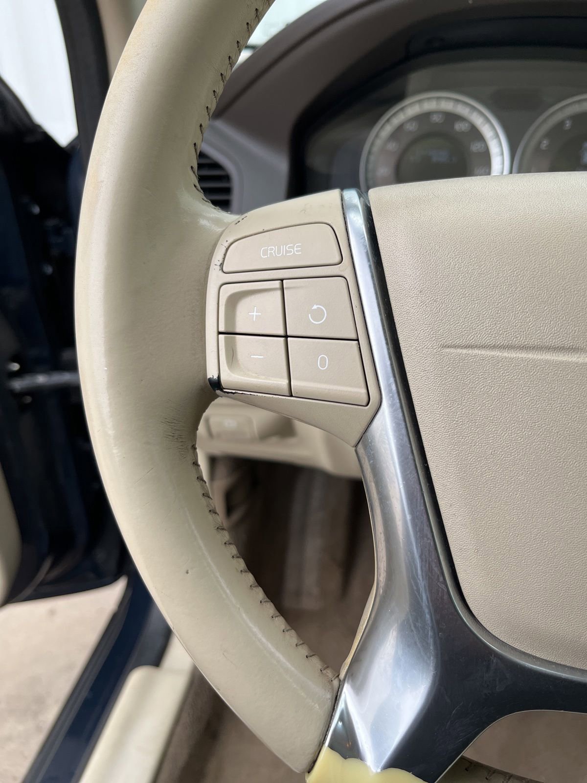 Used 2012 Volvo XC60 3.2 FWD image 19