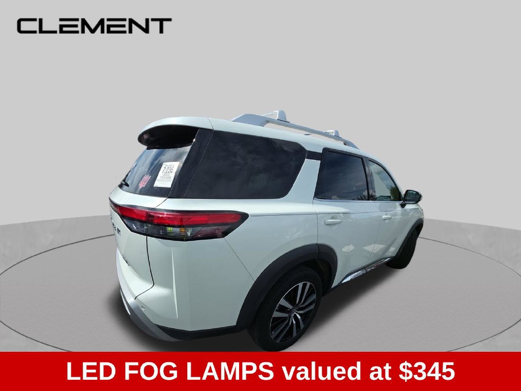 Used 2023 Nissan Pathfinder Platinum AWD/4WD image 6