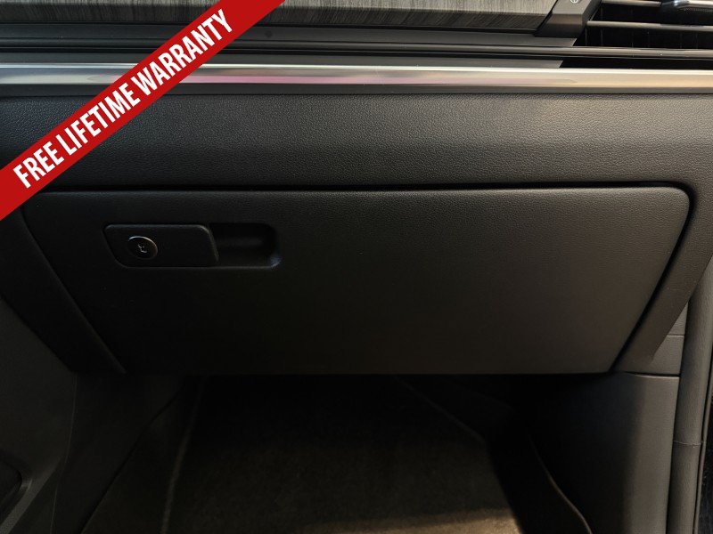 Used 2023 Kia Telluride AWD image 49