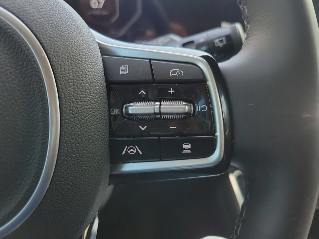Certified 2026 Kia Carnival SX Prestige FWD image 21