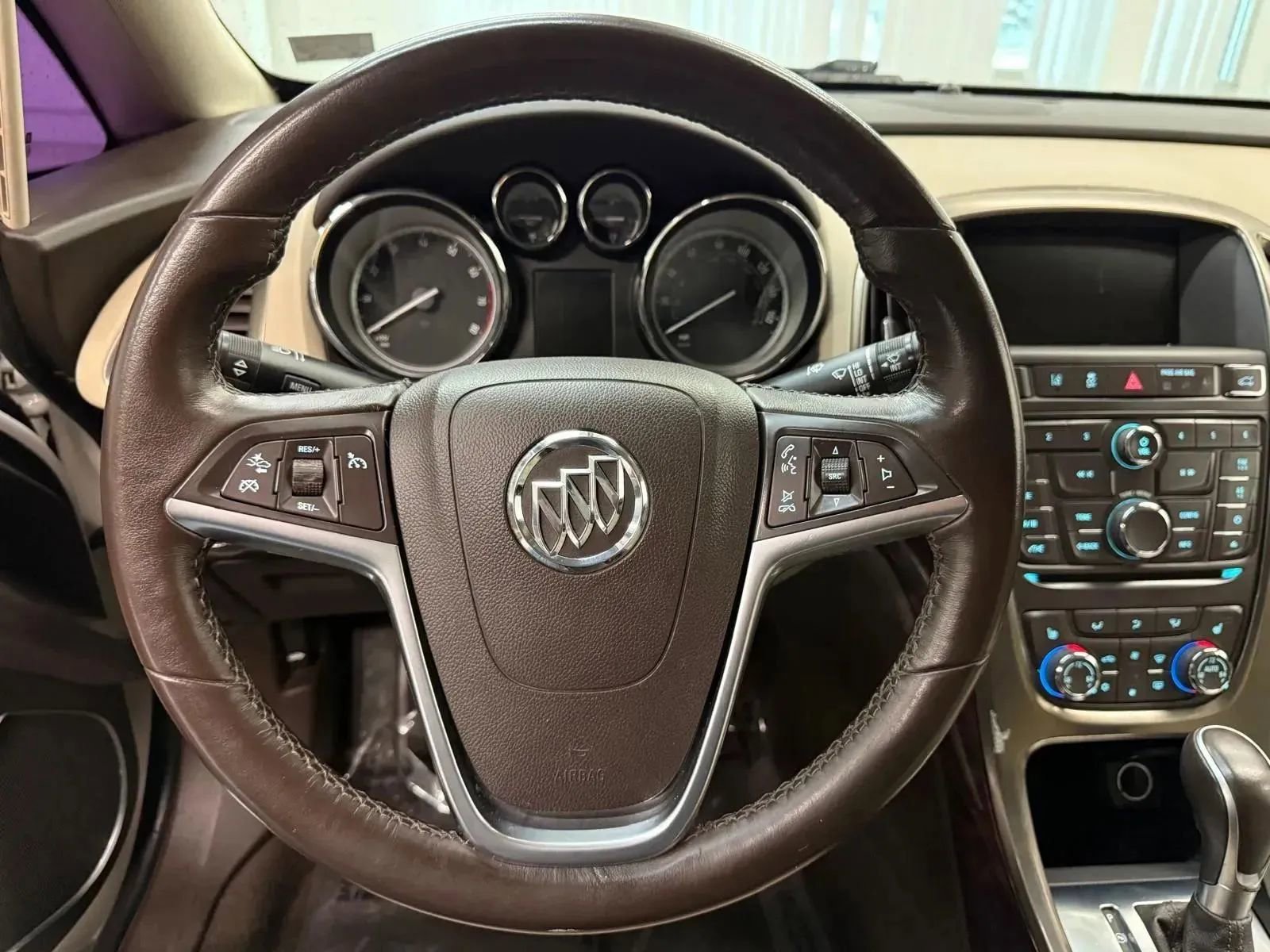 Used 2015 Buick Verano Convenience FWD image 30