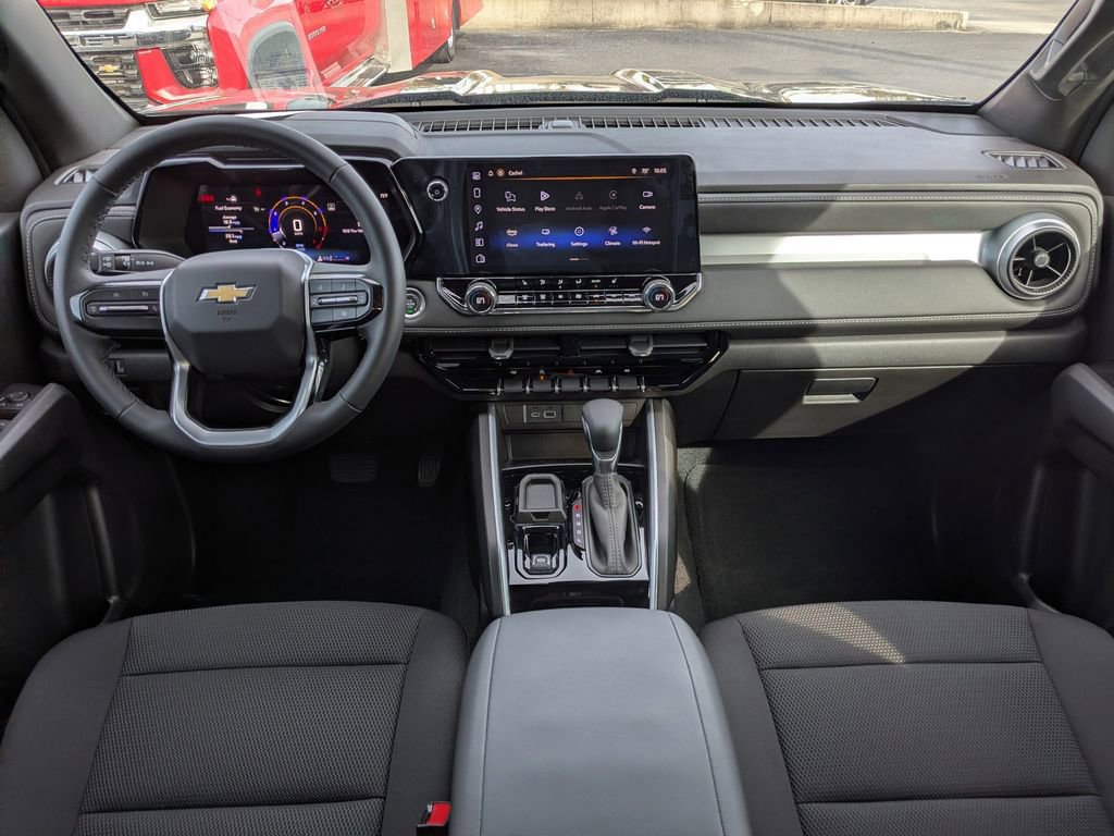 Used 2025 Chevrolet Colorado LT w/ Advanced Trailering Package image 16