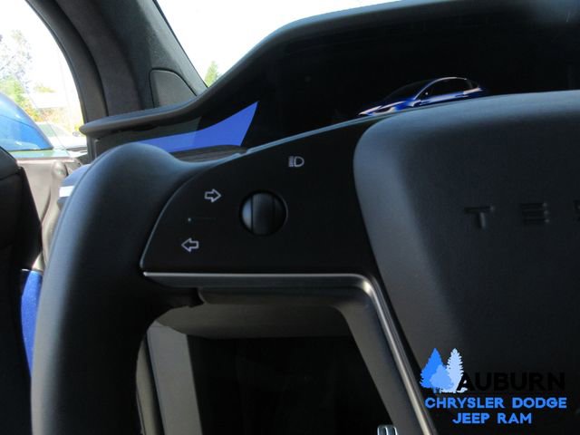 Used 2022 Tesla Model X image 13