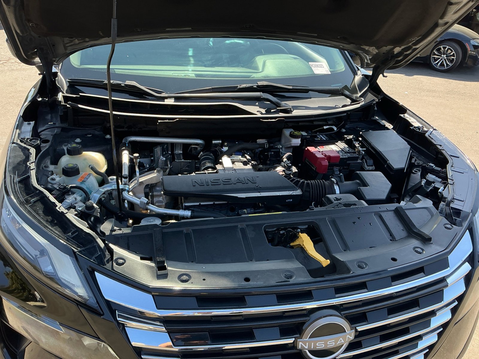 Used 2024 Nissan Rogue S image 22