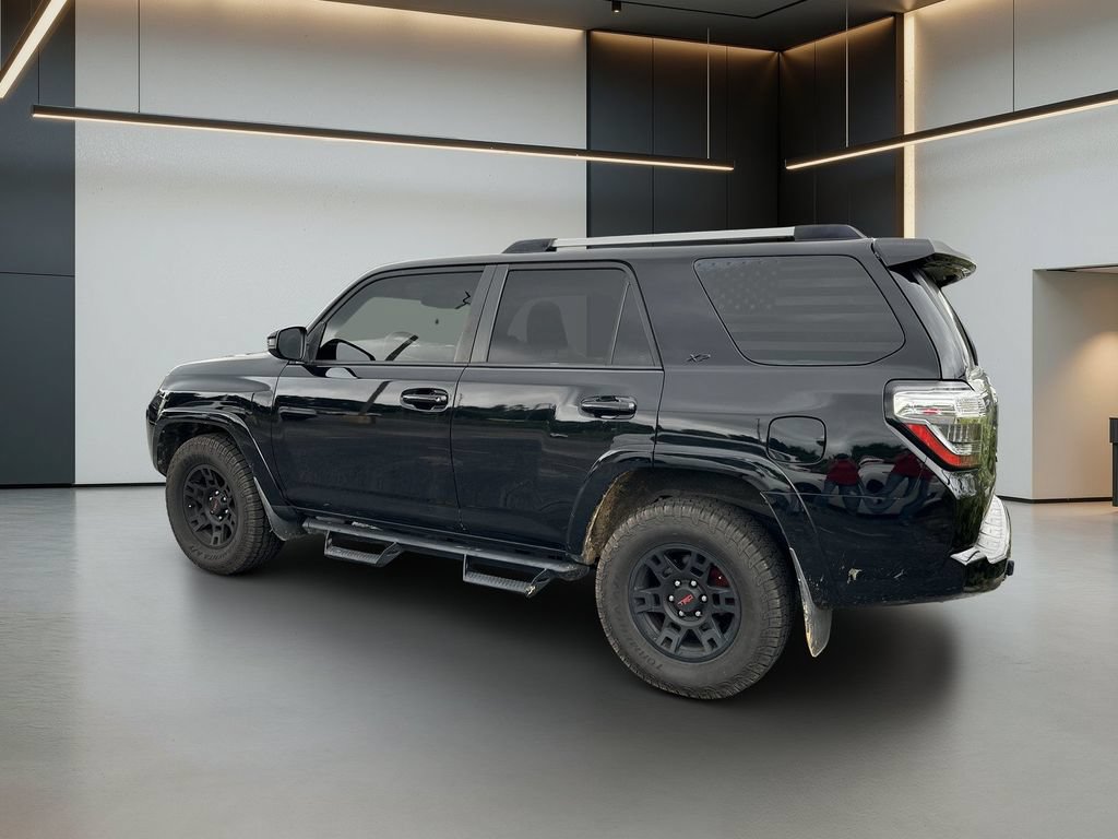 Used 2022 Toyota 4Runner SR5 RWD image 3