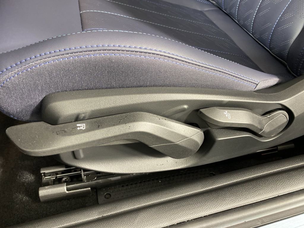 New 2026 MINI Cooper 2-Door Hardtop image 10