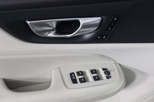 Used 2024 Volvo S60 B5 Plus w/ Climate Package FWD image 18