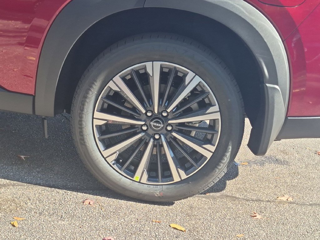 New 2026 Nissan Pathfinder Platinum AWD/4WD image 13