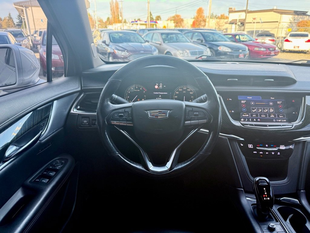 Used 2020 Cadillac XT6 Premium Luxury image 12