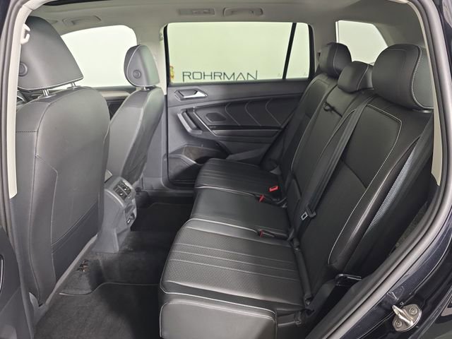 Used 2023 Volkswagen Tiguan SE w/ Panoramic Sunroof Package image 22