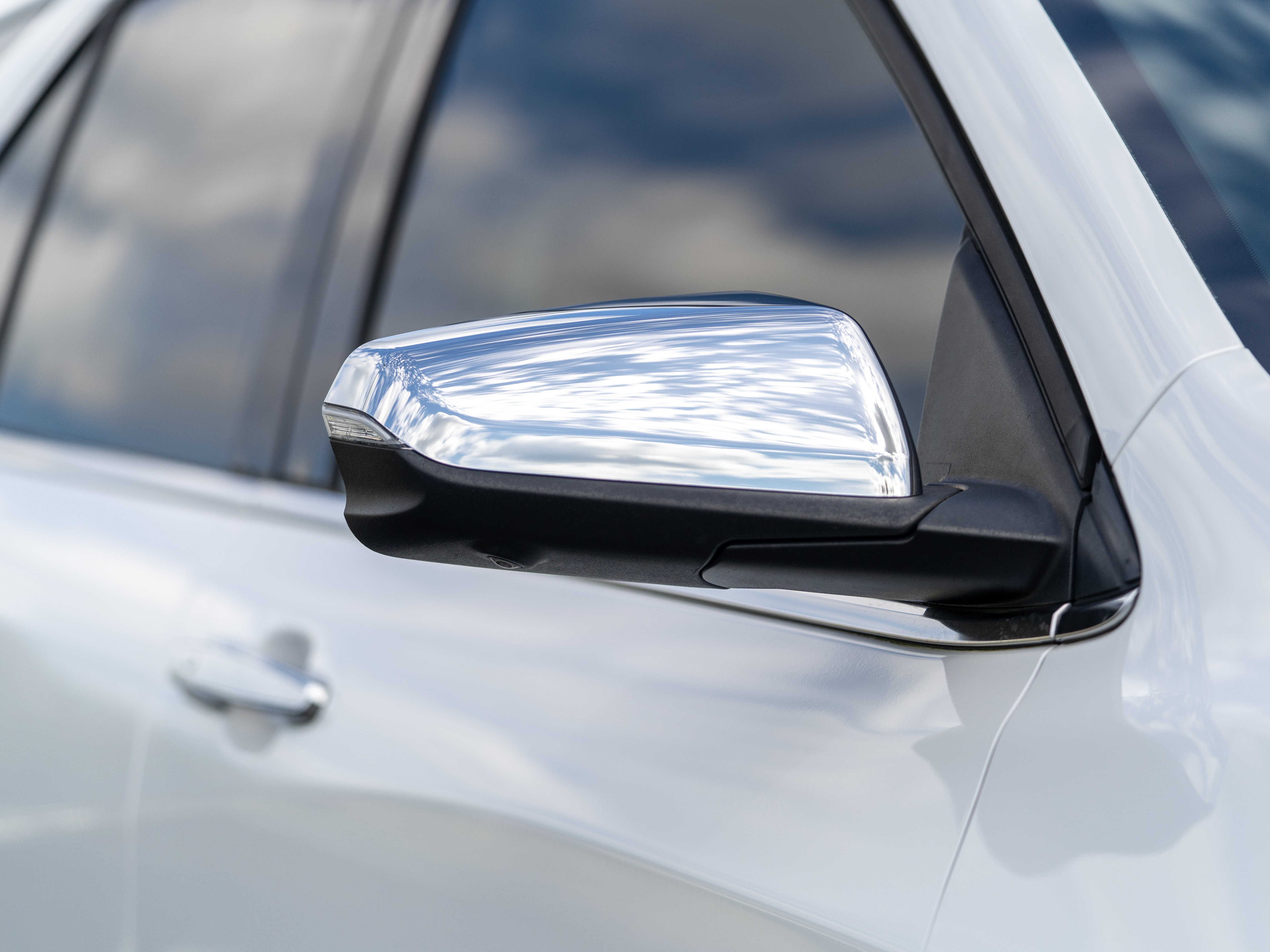 Used 2020 Chevrolet Equinox Premier FWD image 44