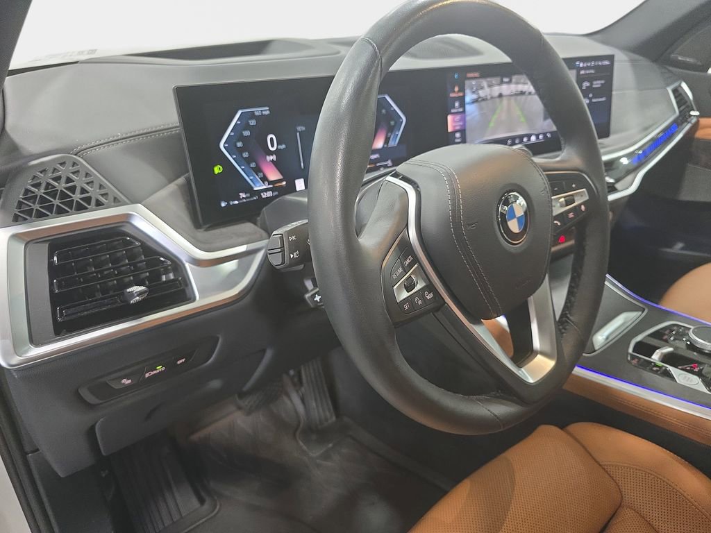 Certified 2025 BMW X5 sDrive40i w/ Climate Comfort Package image 25