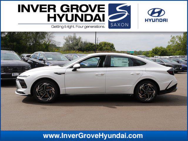 New 2026 Hyundai Sonata SEL FWD image 1