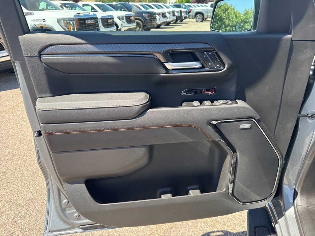 New 2026 GMC Sierra 1500 AT4 w/ AT4 Premium Package AWD/4WD image 9