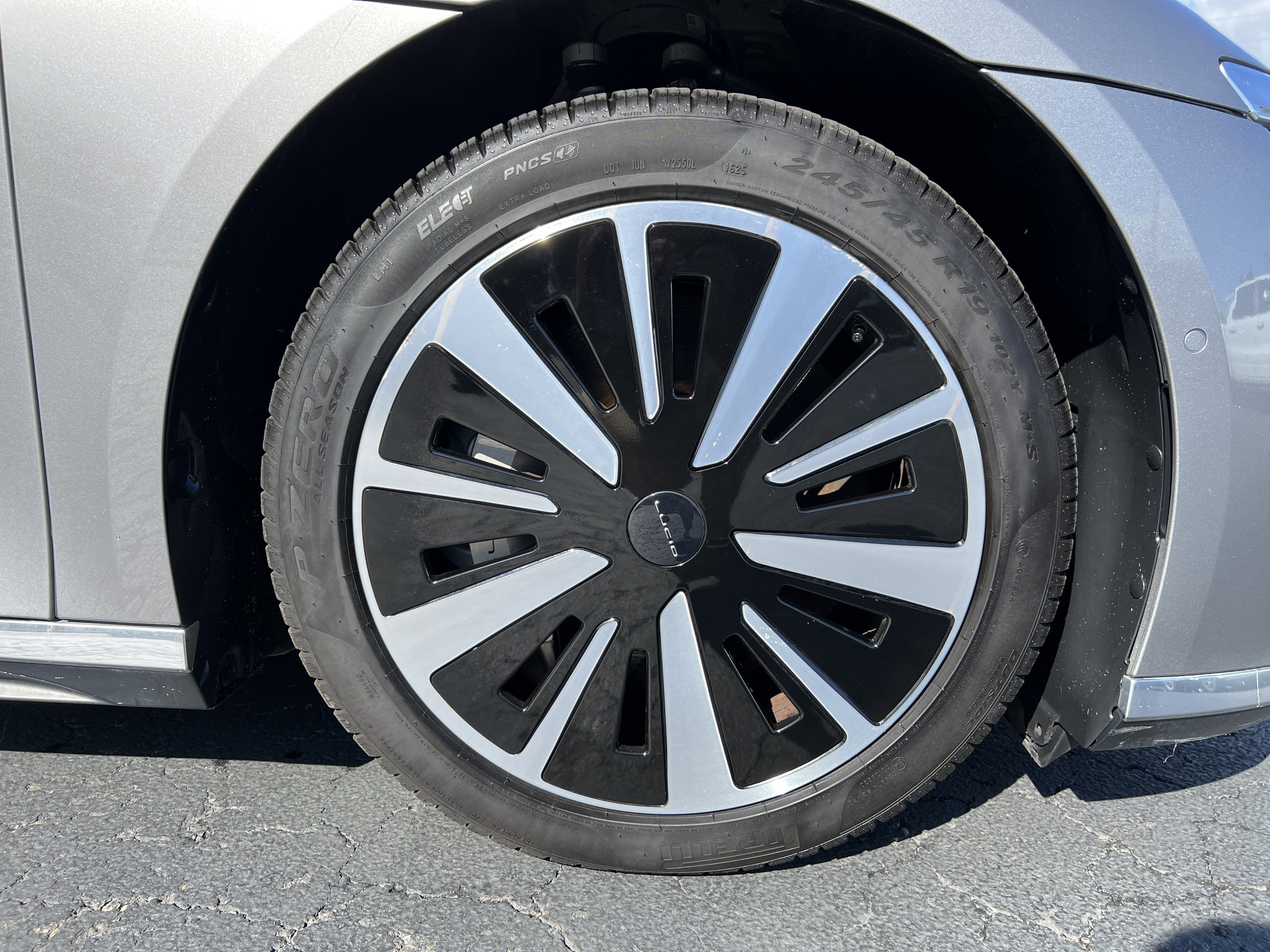 Used 2023 Lucid Air Touring AWD/4WD image 10