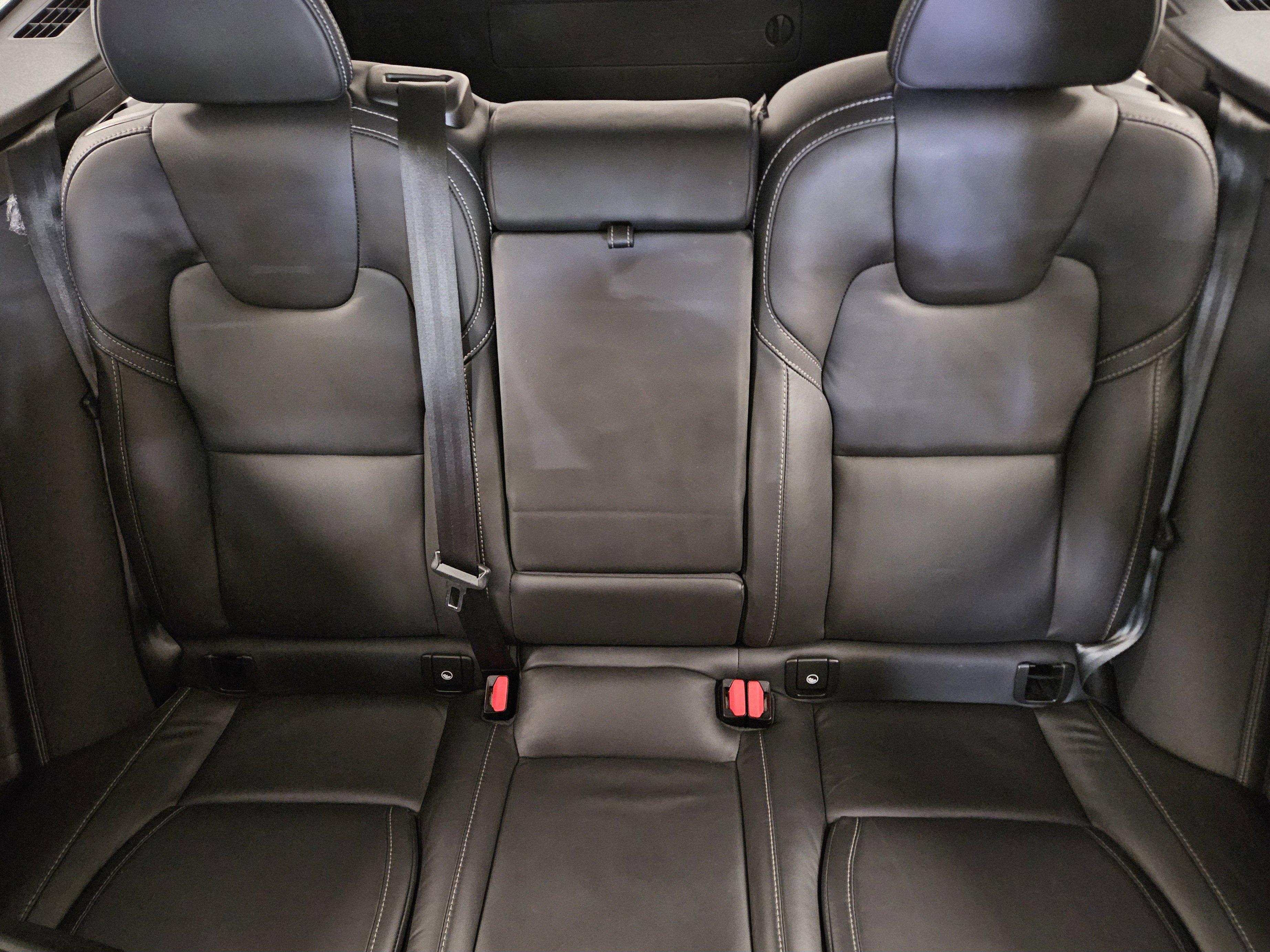 Used 2022 Volvo XC60 B5 Inscription w/ Advanced Package image 42