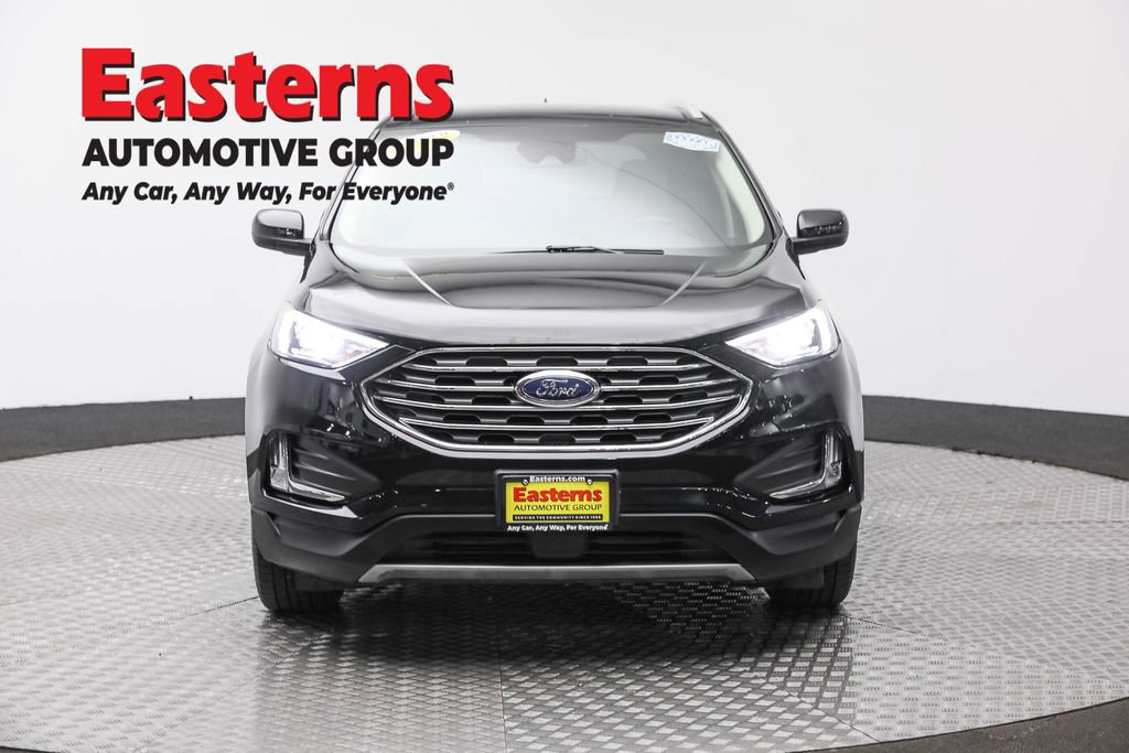 Used 2021 Ford Edge SEL w/ Convenience Package image 2