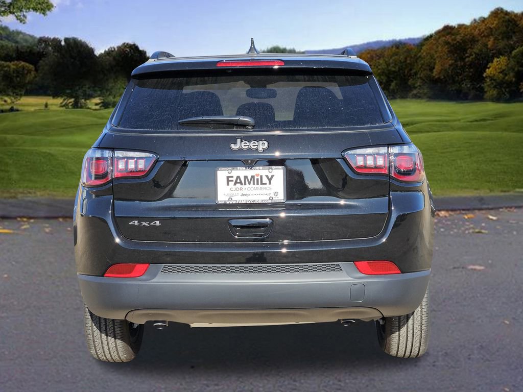 New 2026 Jeep Compass Latitude image 4