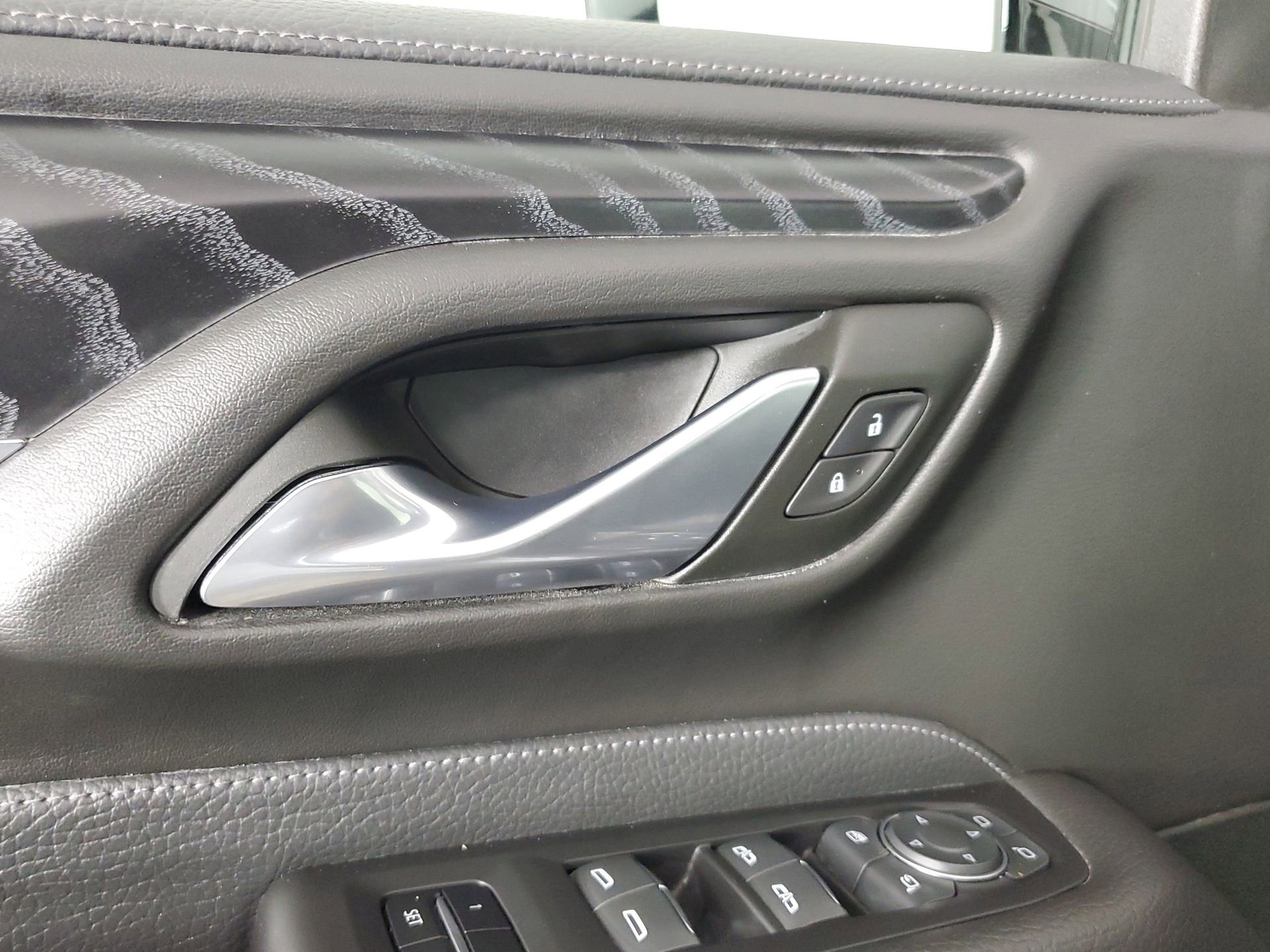 Used 2023 GMC Yukon Denali image 31