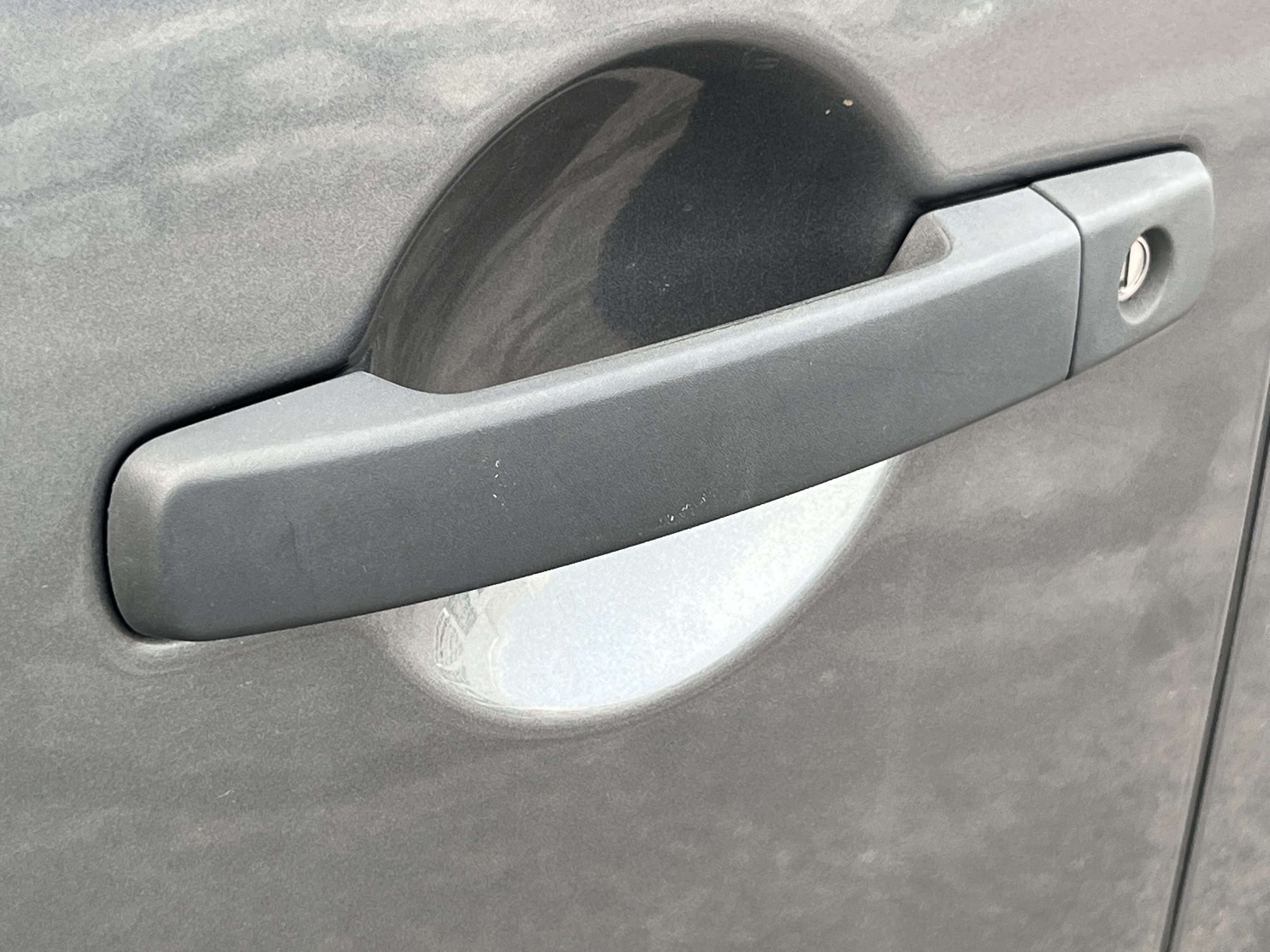 Used 2019 Nissan Frontier SV AWD/4WD image 8