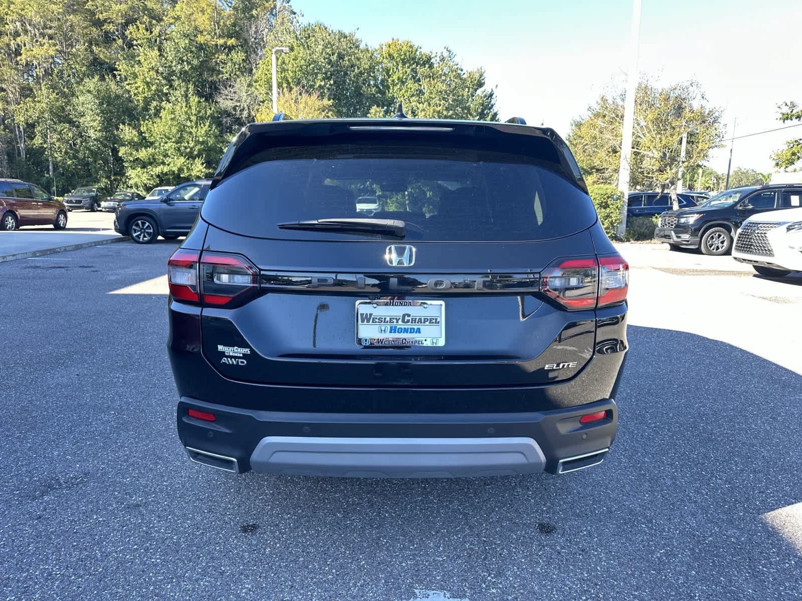 Certified 2025 Honda Pilot Elite image 5