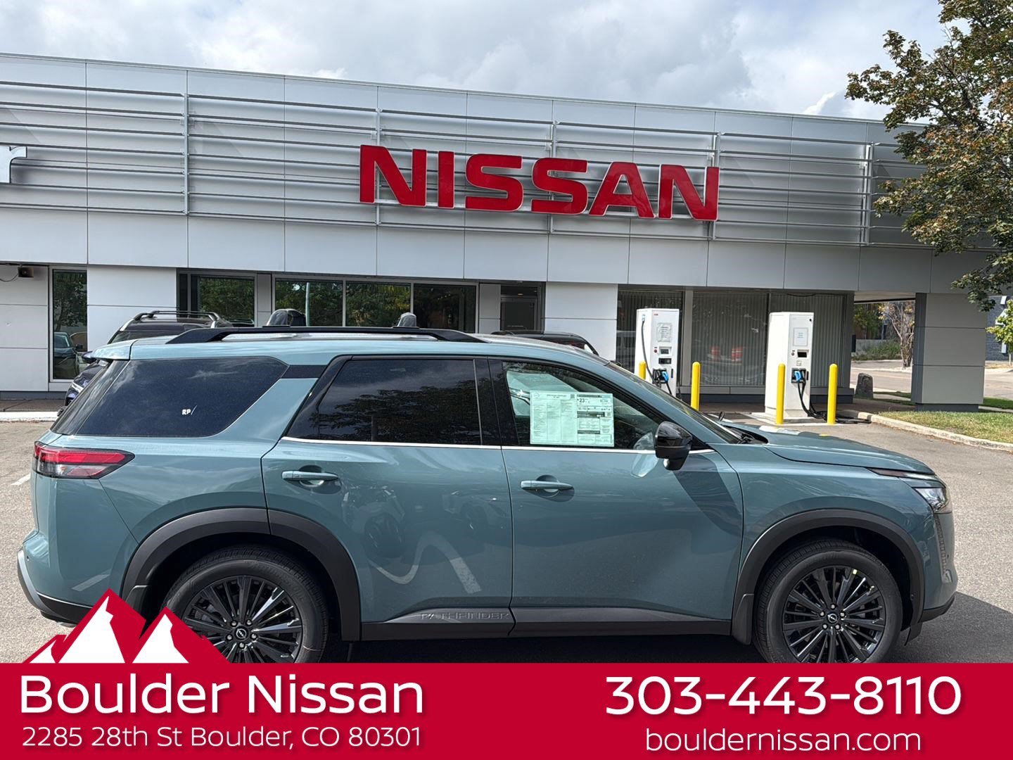 New 2026 Nissan Pathfinder SL w/ SL Premium Package AWD/4WD image 8