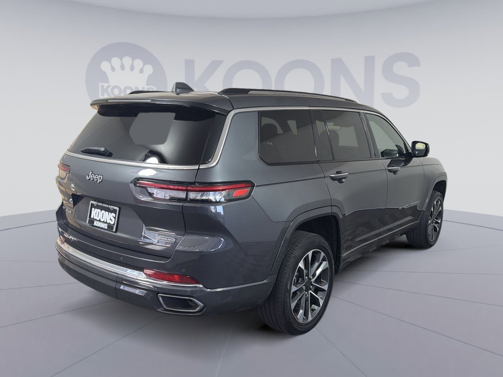 Used 2023 Jeep Grand Cherokee L Overland image 7