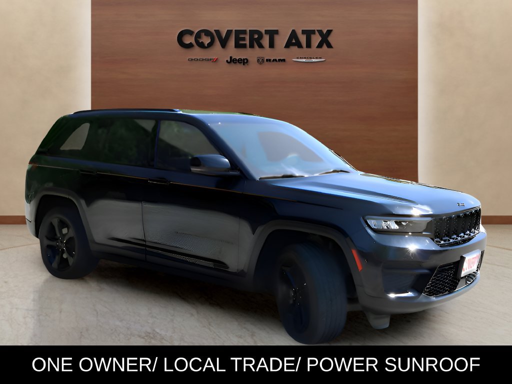 Used 2023 Jeep Grand Cherokee Altitude RWD image 7