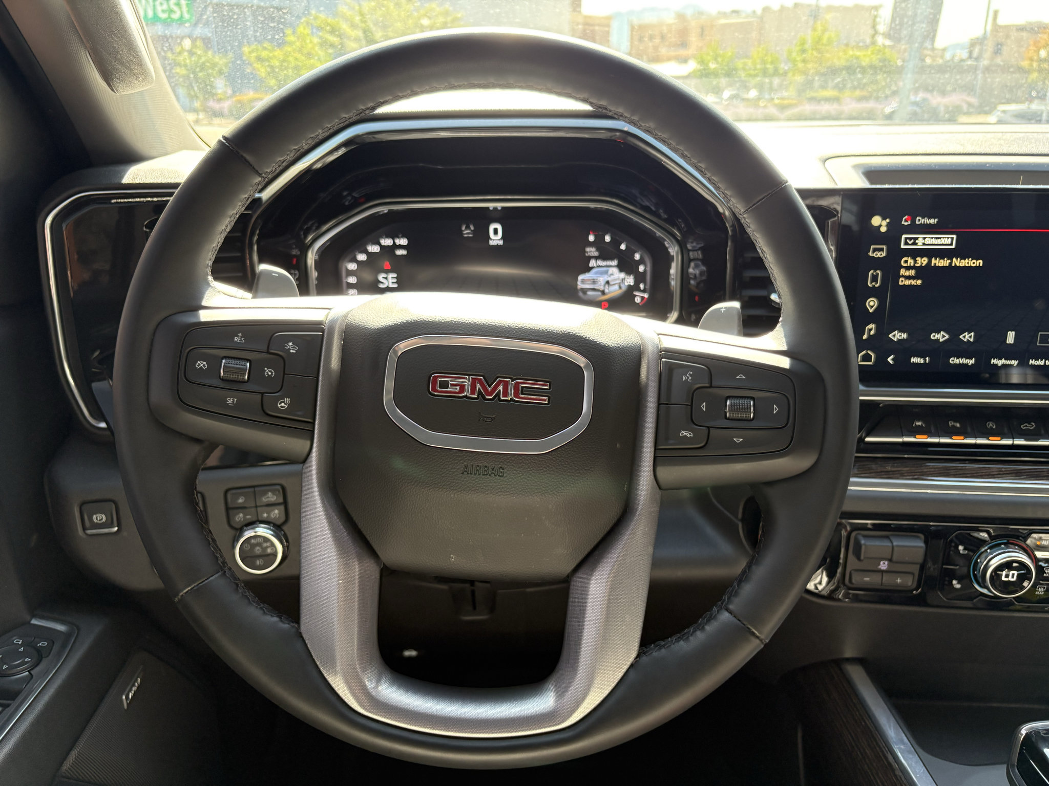 Used 2024 GMC Sierra 1500 Elevation w/ Elevation Premium Package AWD/4WD image 25