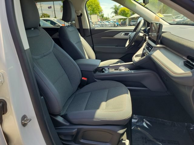 Used 2026 Ford Explorer Active RWD image 17