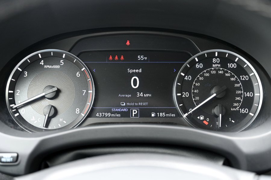 Used 2023 INFINITI QX50 Luxe AWD/4WD image 26
