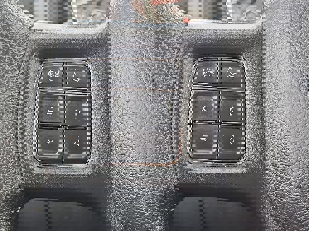 Used 2018 RAM 1500 Express image 24